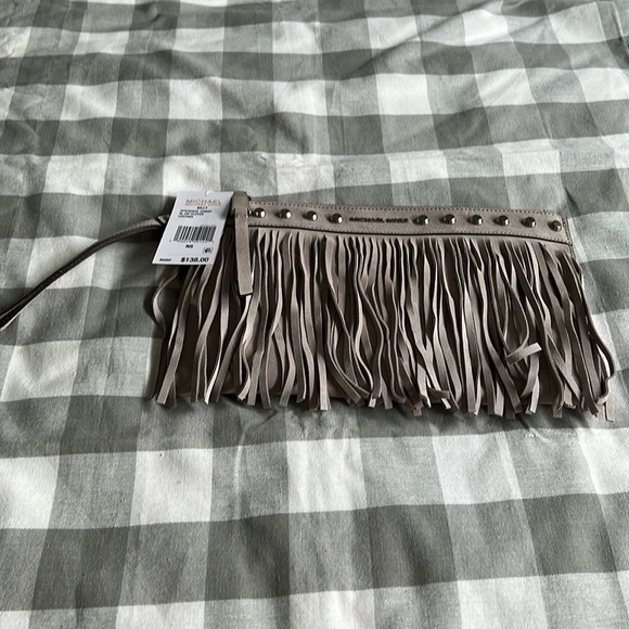 Michael Kors Zip Clutch - Picture 3 of 8